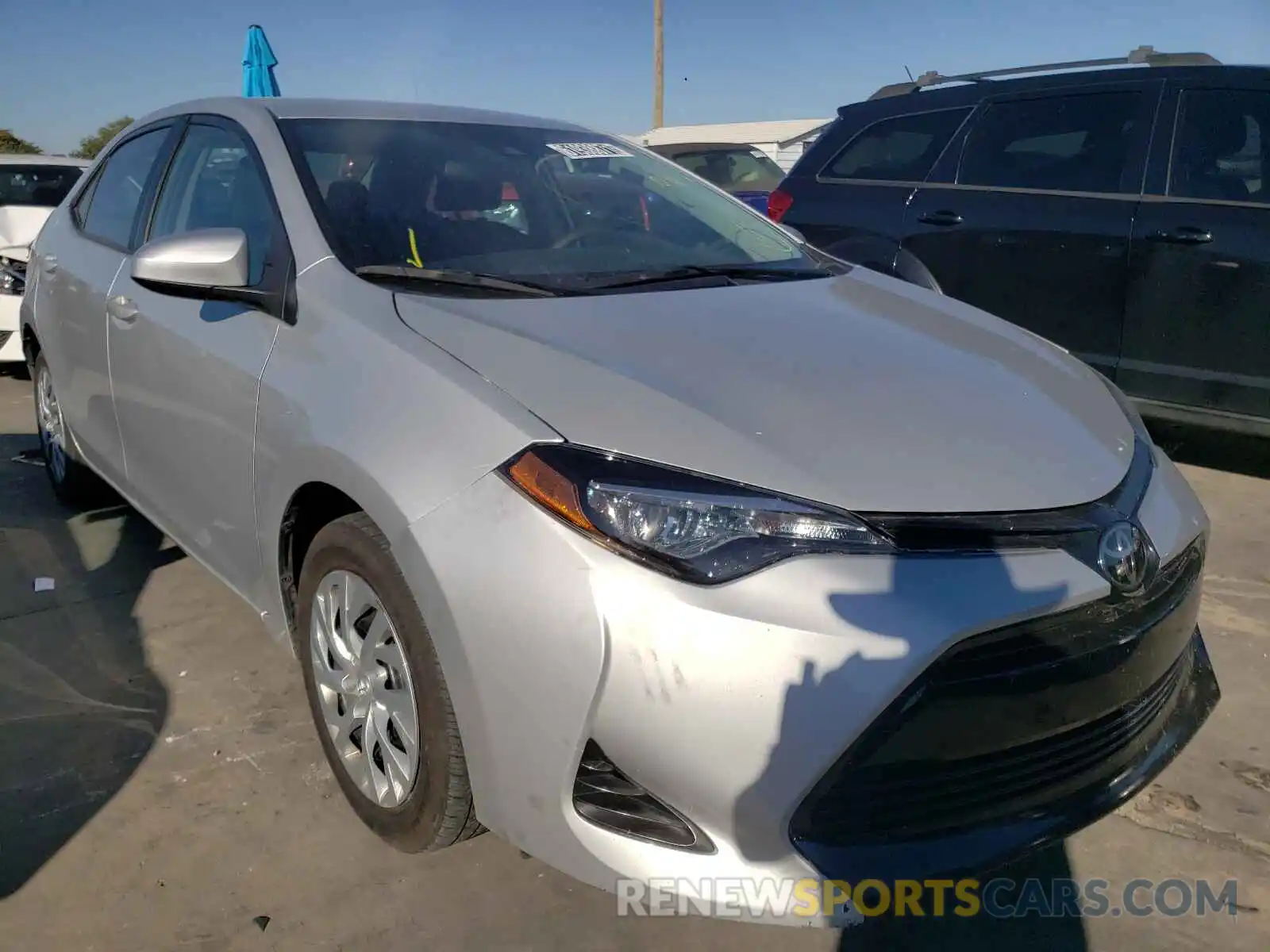 1 Photograph of a damaged car 5YFBURHE6KP935324 TOYOTA COROLLA 2019