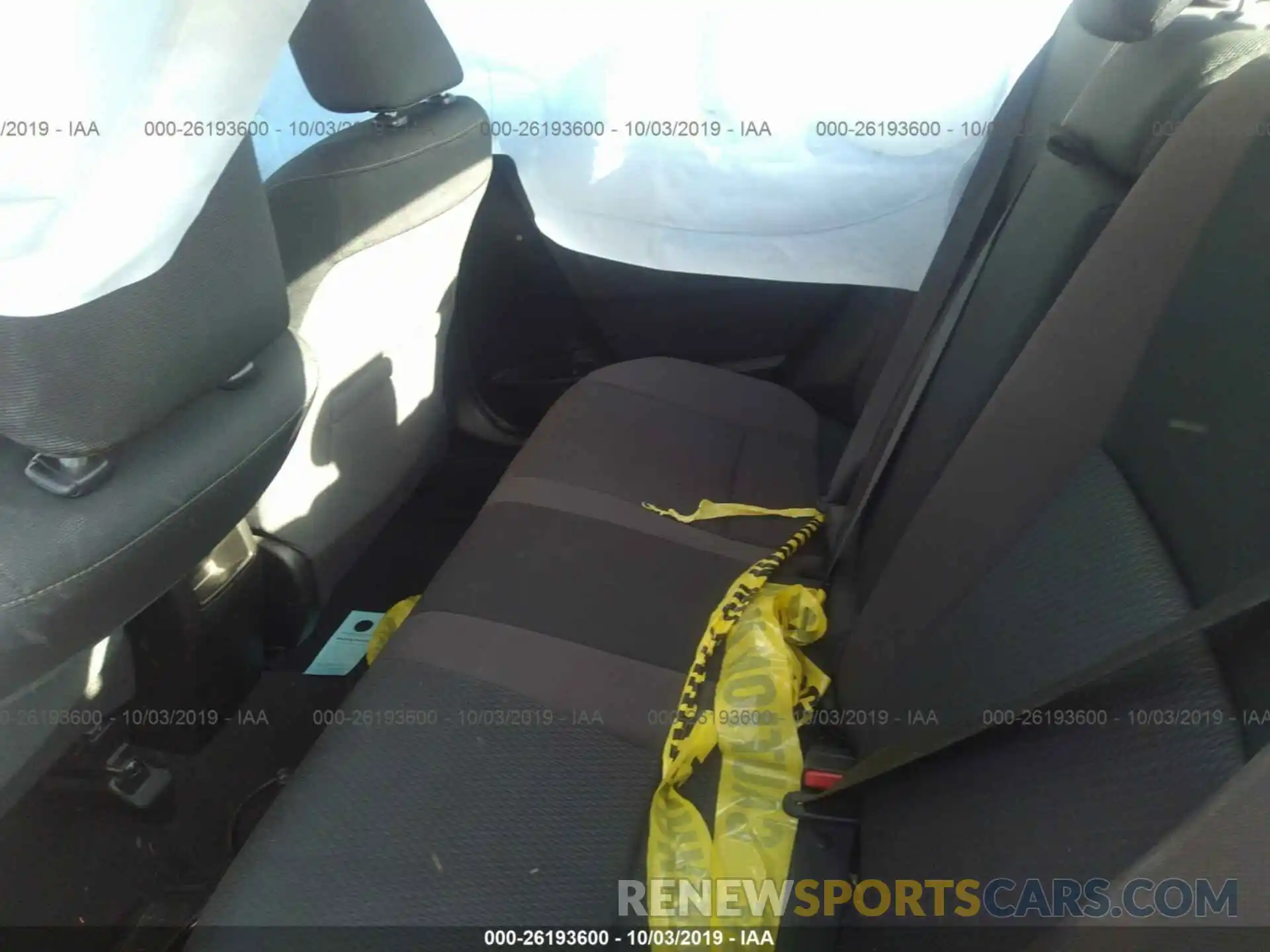 8 Photograph of a damaged car 5YFBURHE6KP935369 TOYOTA COROLLA 2019