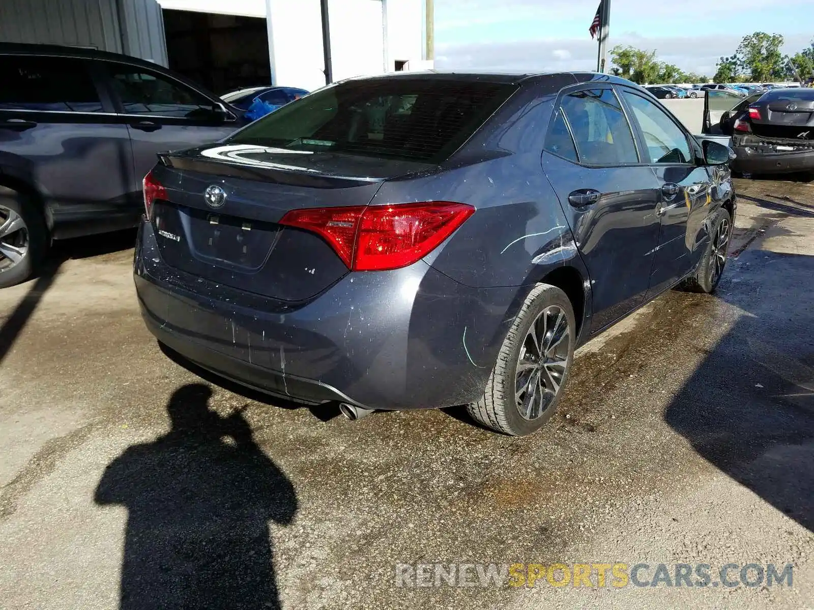 4 Photograph of a damaged car 5YFBURHE6KP935467 TOYOTA COROLLA 2019