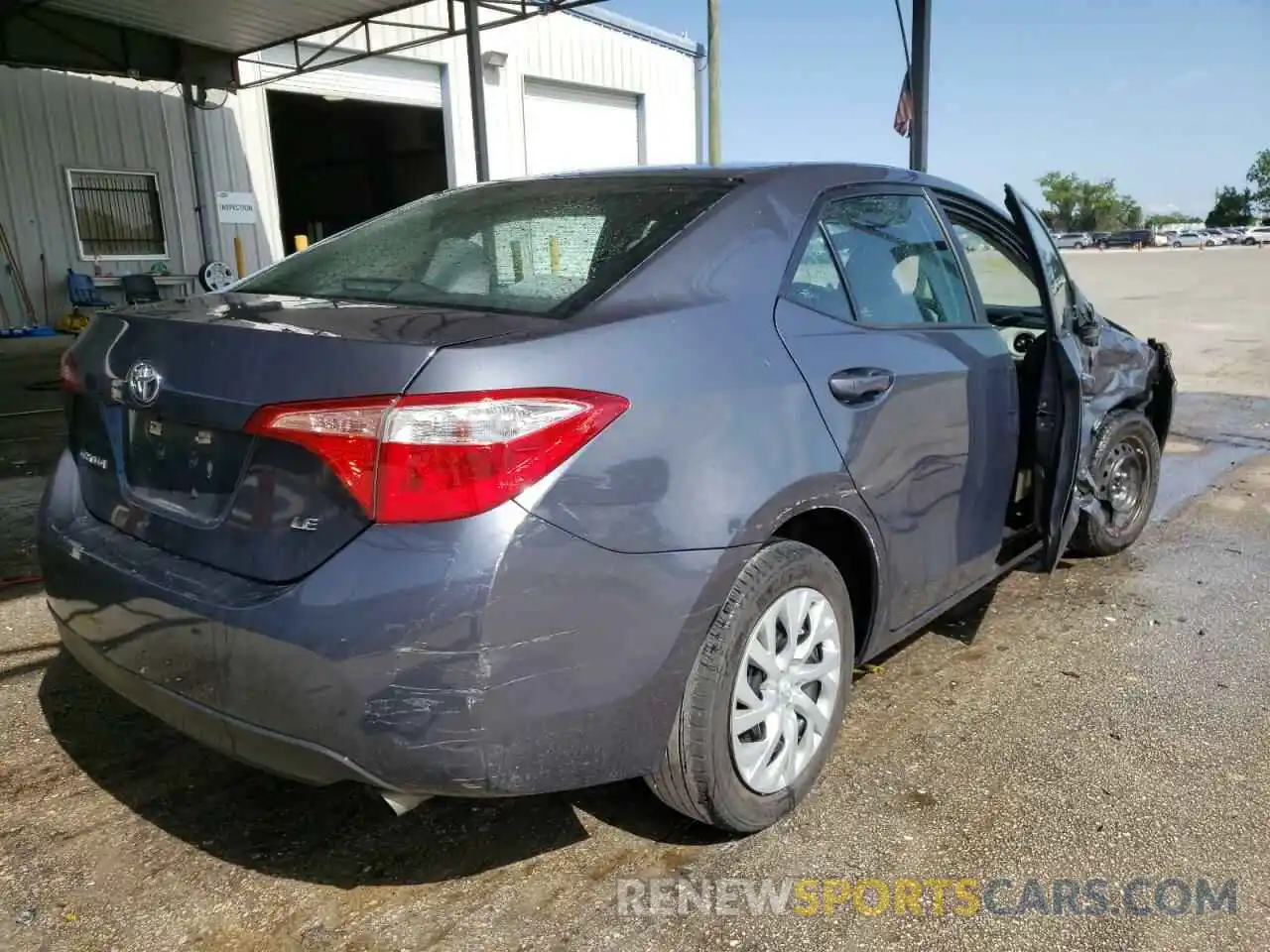 4 Photograph of a damaged car 5YFBURHE6KP935727 TOYOTA COROLLA 2019