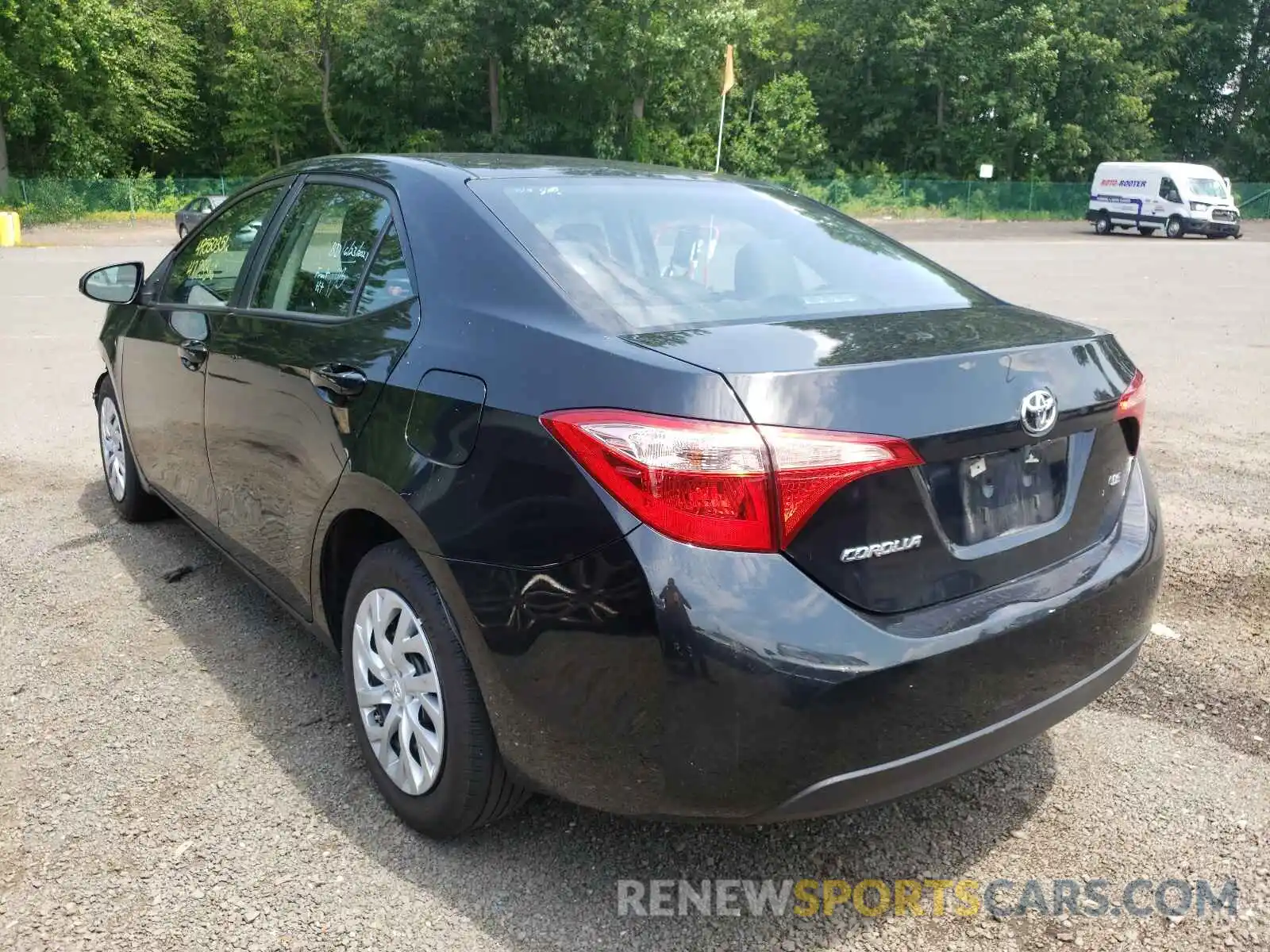 3 Photograph of a damaged car 5YFBURHE6KP936098 TOYOTA COROLLA 2019