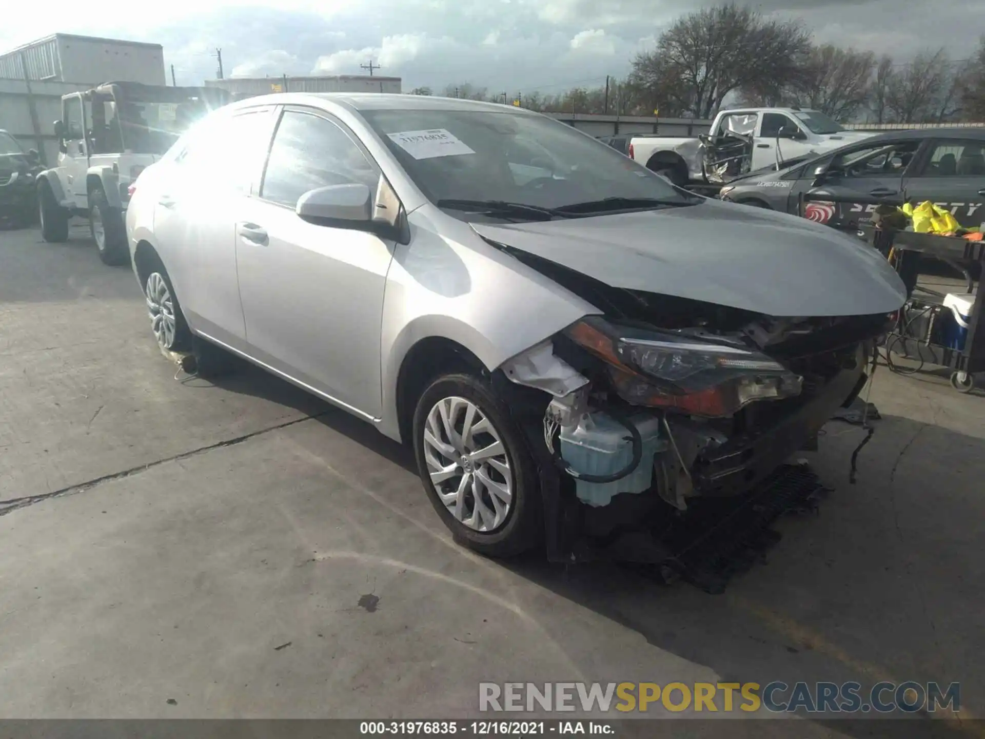 1 Photograph of a damaged car 5YFBURHE6KP936215 TOYOTA COROLLA 2019