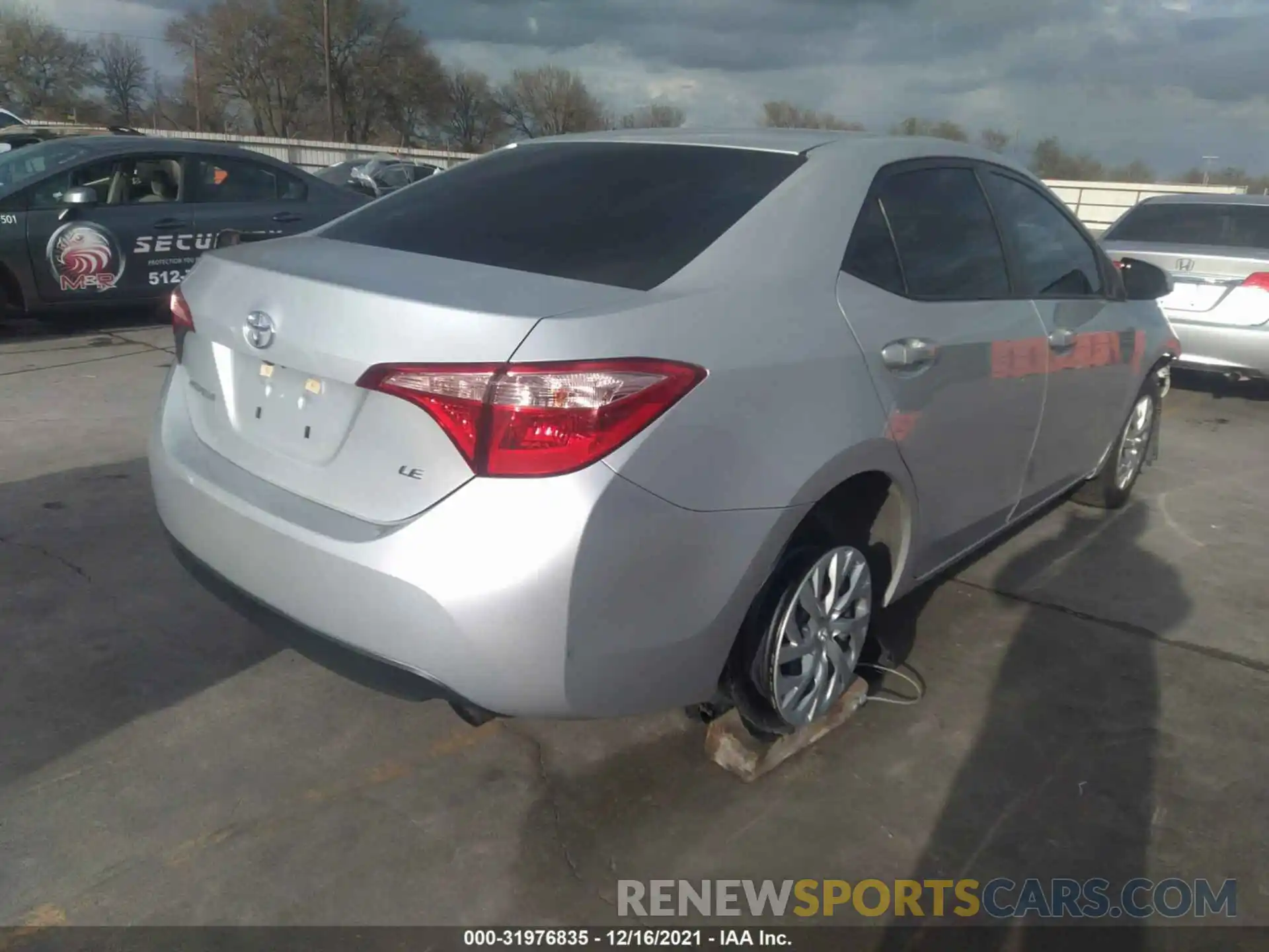 4 Photograph of a damaged car 5YFBURHE6KP936215 TOYOTA COROLLA 2019