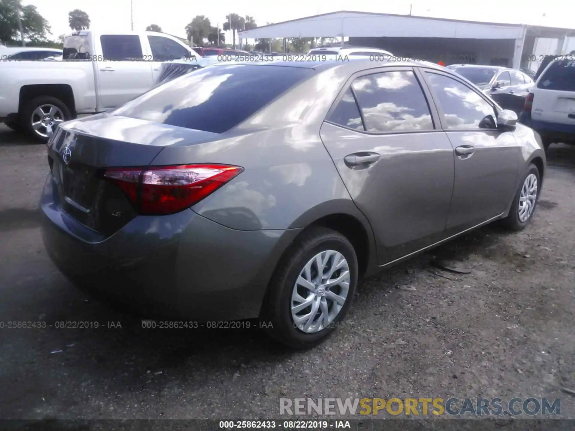 4 Photograph of a damaged car 5YFBURHE6KP936554 TOYOTA COROLLA 2019