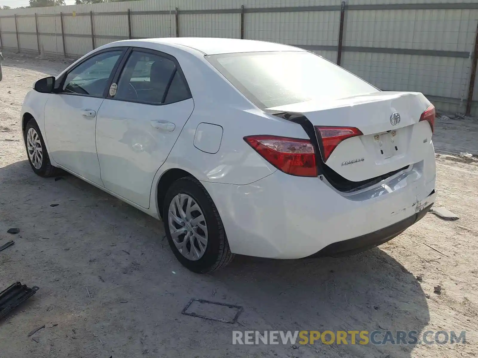 3 Photograph of a damaged car 5YFBURHE6KP937414 TOYOTA COROLLA 2019