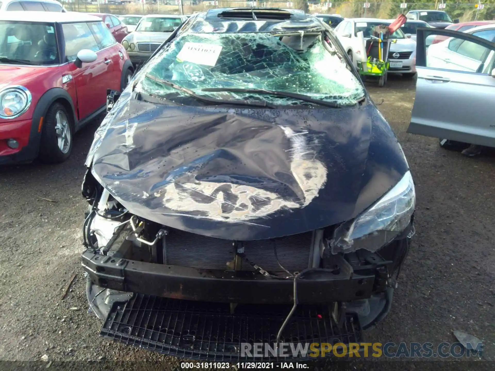 6 Photograph of a damaged car 5YFBURHE6KP938207 TOYOTA COROLLA 2019