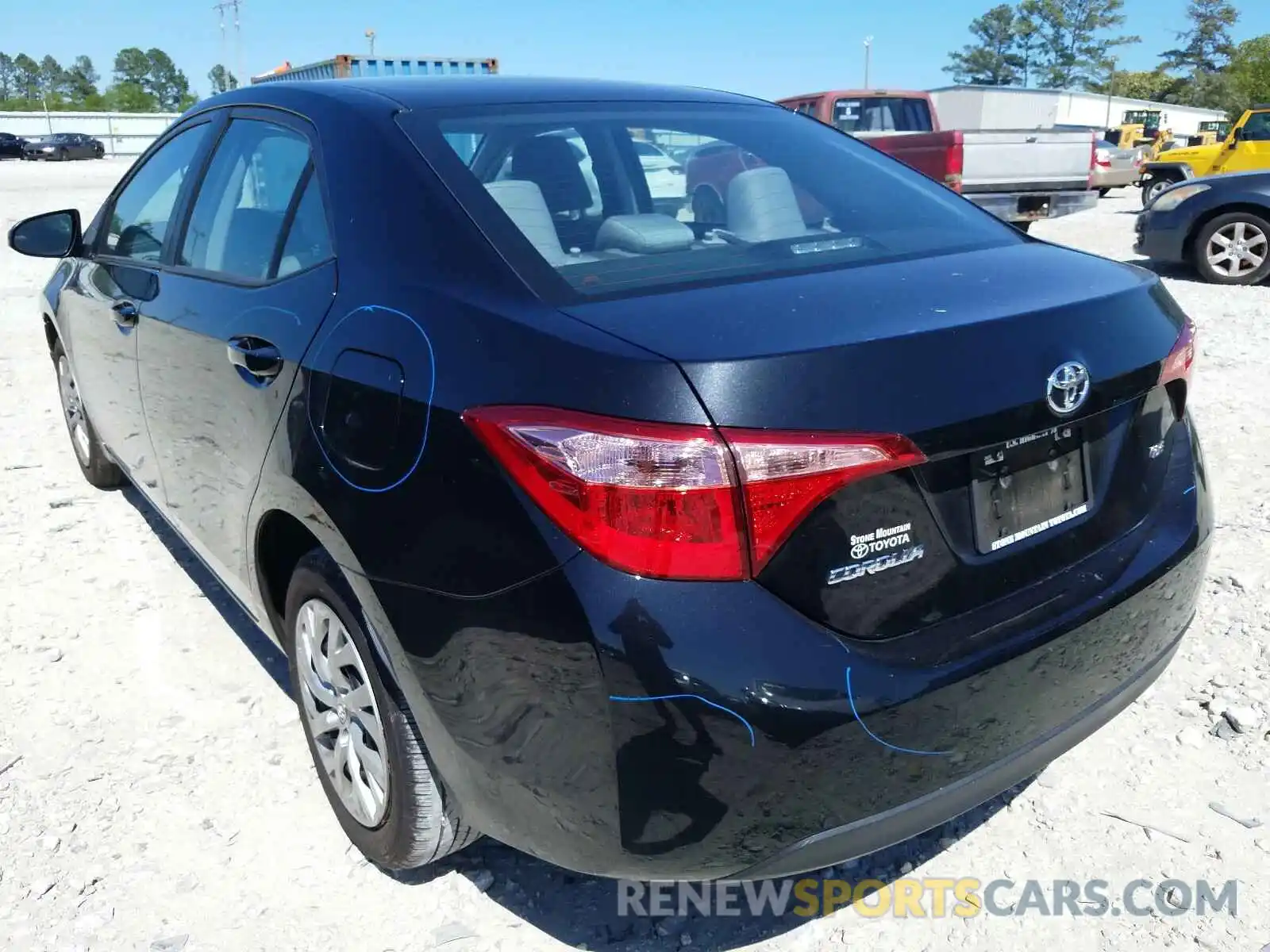 3 Photograph of a damaged car 5YFBURHE6KP938448 TOYOTA COROLLA 2019