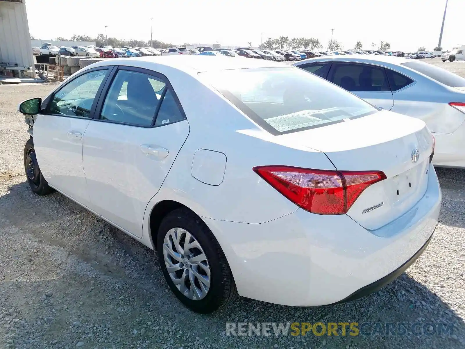 3 Photograph of a damaged car 5YFBURHE6KP938868 TOYOTA COROLLA 2019