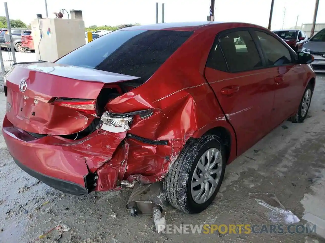 4 Photograph of a damaged car 5YFBURHE6KP939258 TOYOTA COROLLA 2019