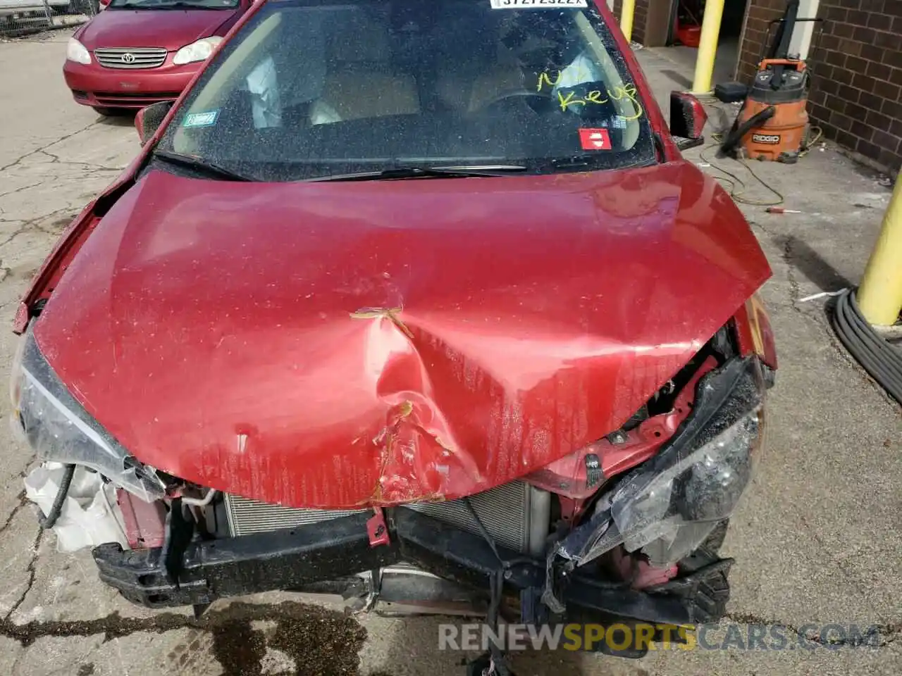 7 Photograph of a damaged car 5YFBURHE6KP940376 TOYOTA COROLLA 2019