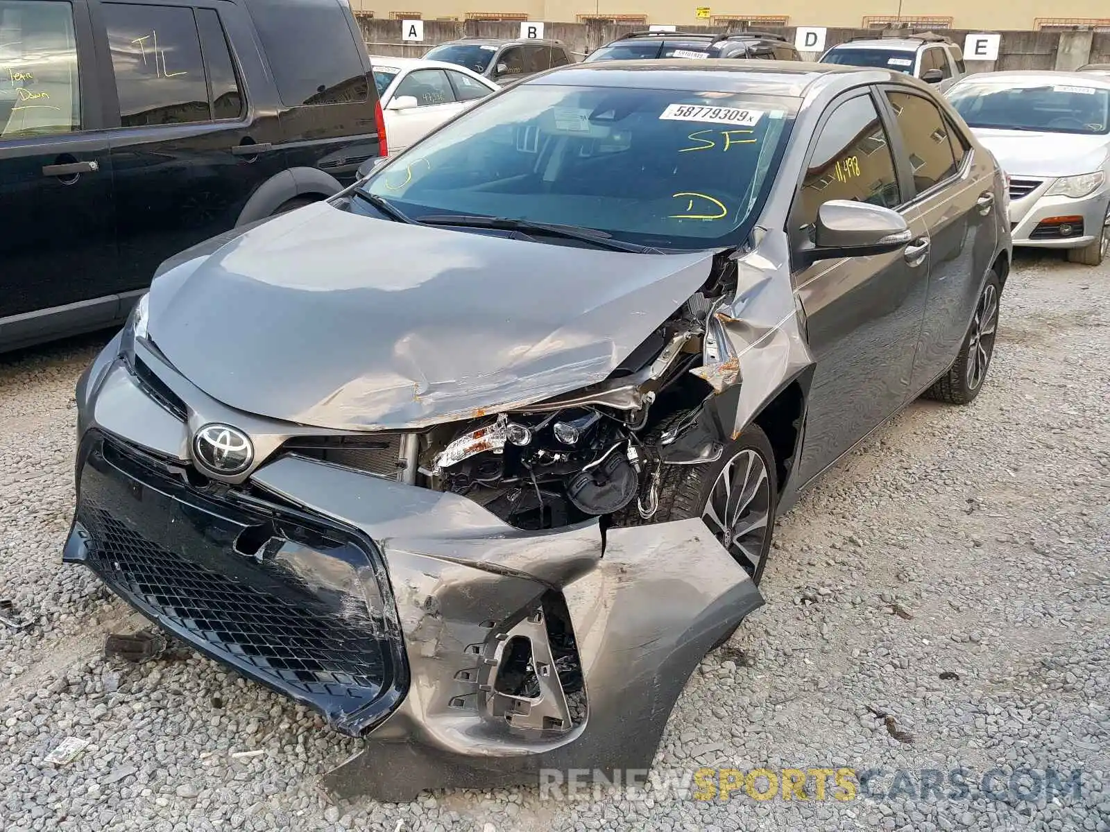 2 Photograph of a damaged car 5YFBURHE6KP940653 TOYOTA COROLLA 2019