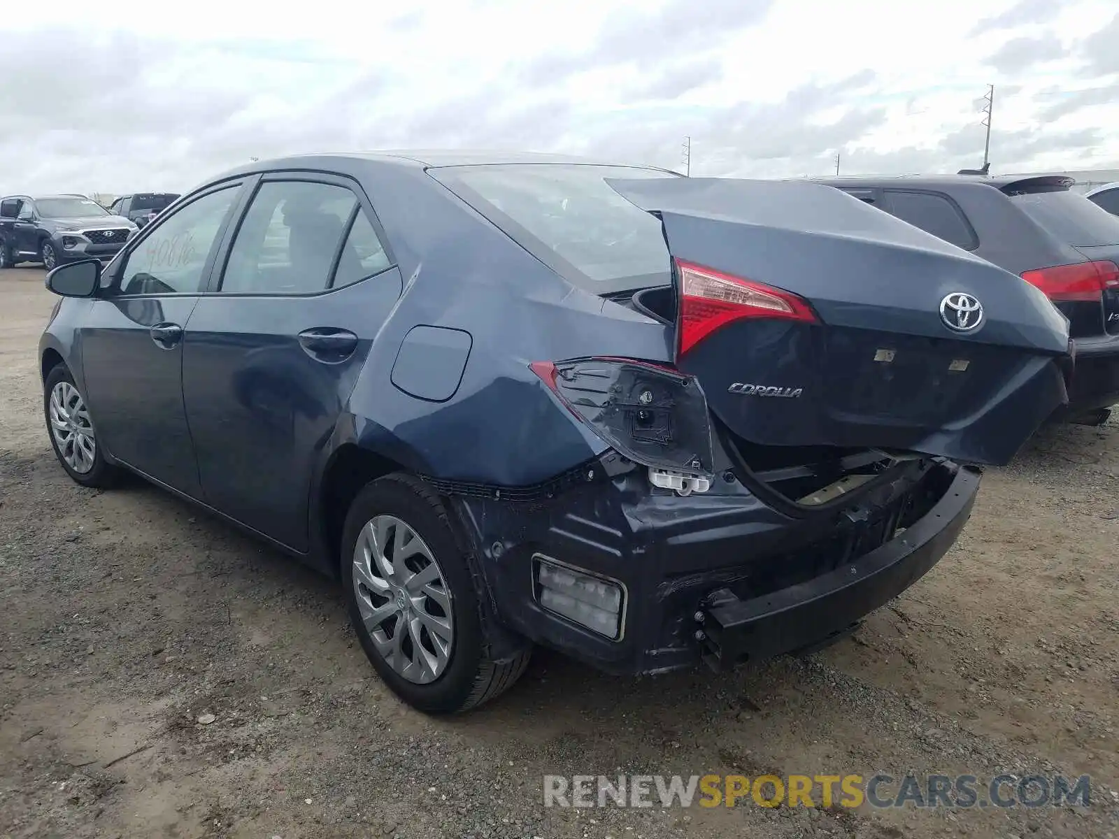 3 Photograph of a damaged car 5YFBURHE6KP940989 TOYOTA COROLLA 2019