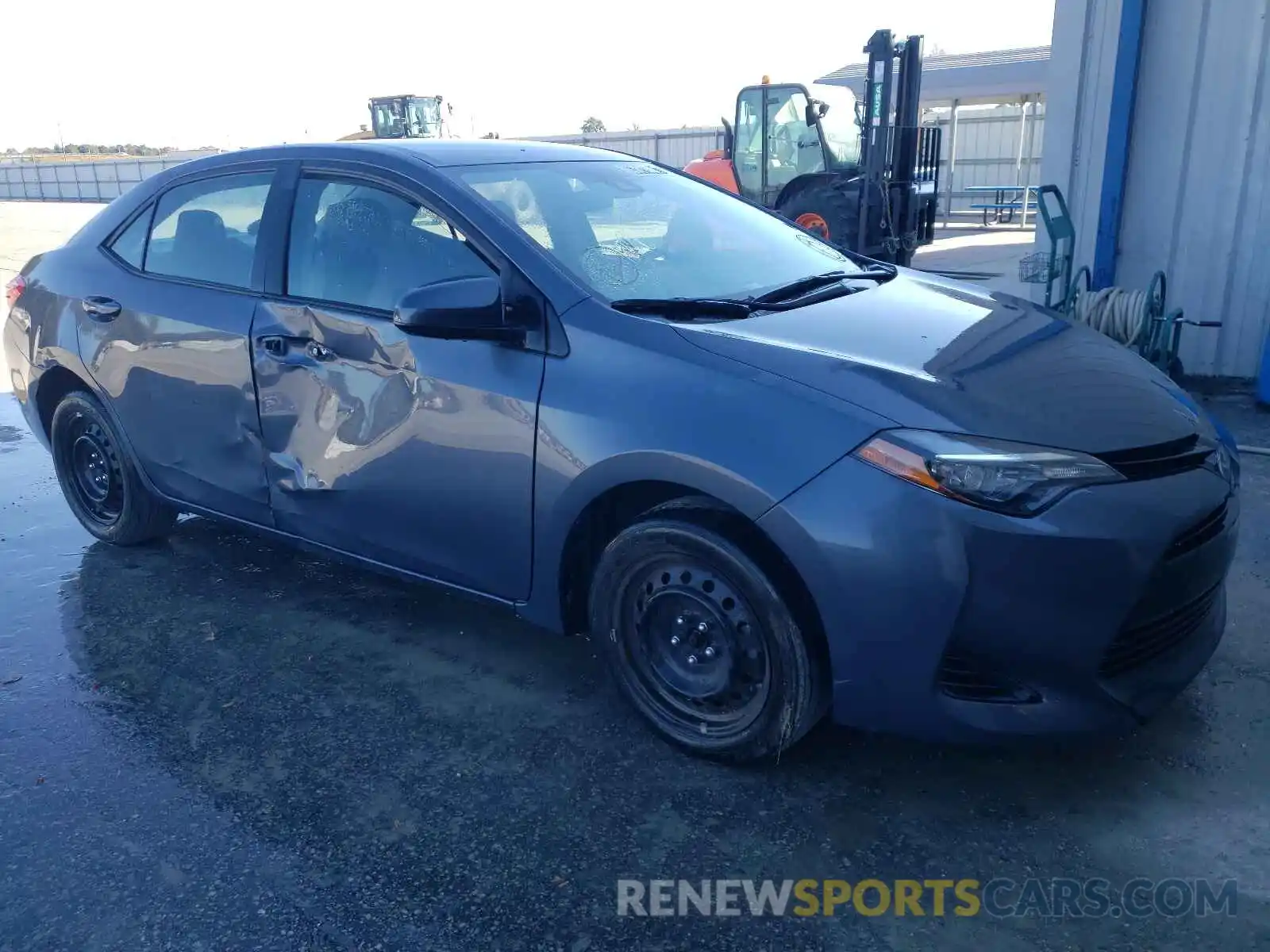 1 Photograph of a damaged car 5YFBURHE6KP941012 TOYOTA COROLLA 2019