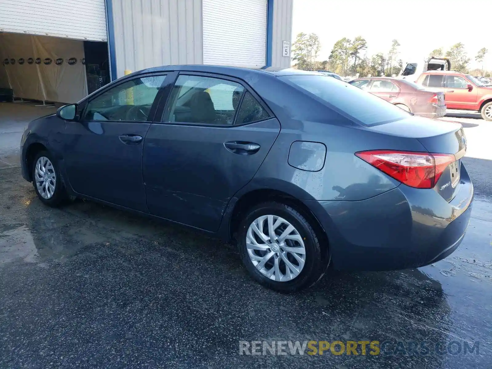 3 Photograph of a damaged car 5YFBURHE6KP941012 TOYOTA COROLLA 2019