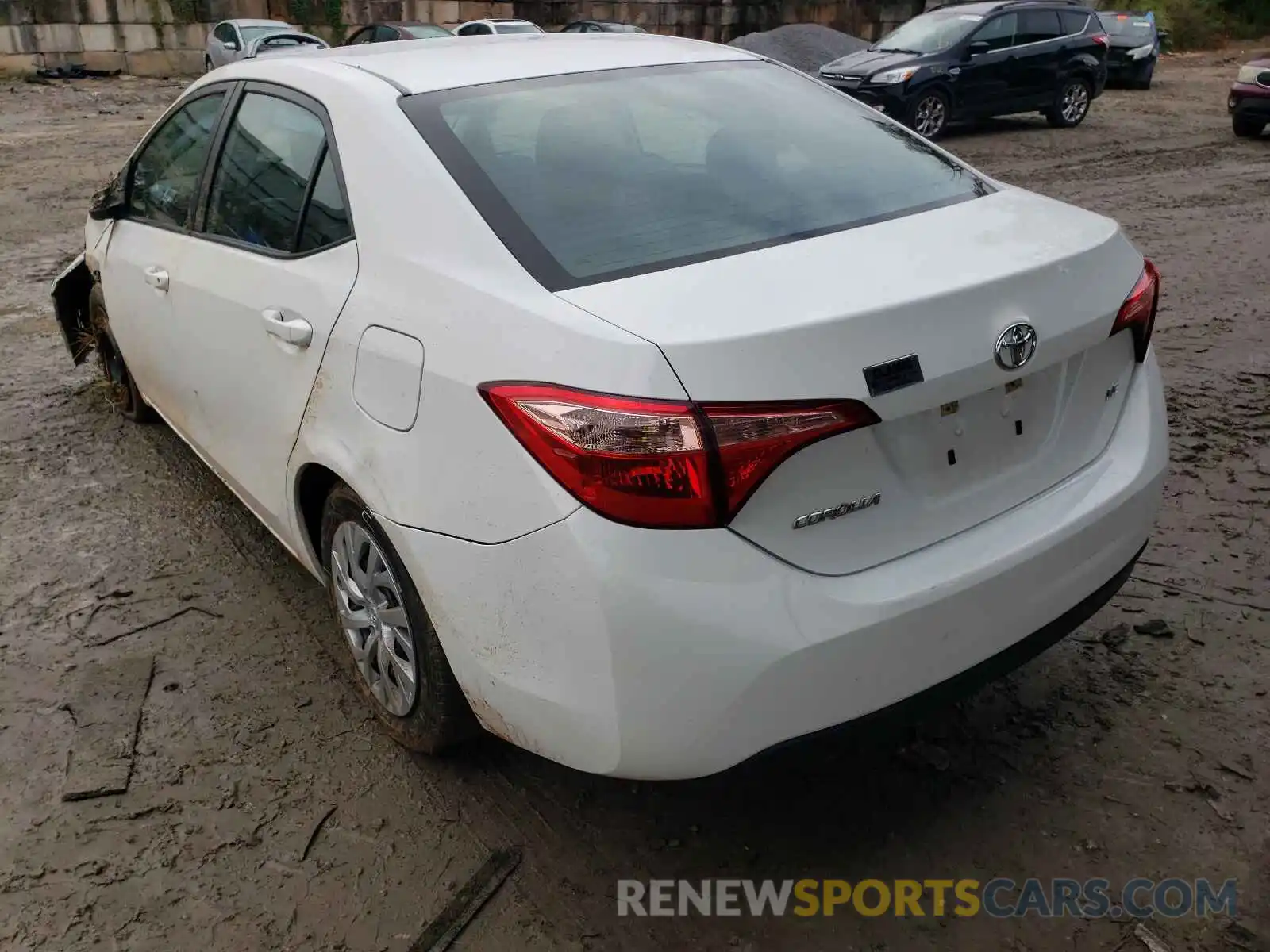 3 Photograph of a damaged car 5YFBURHE6KP941317 TOYOTA COROLLA 2019