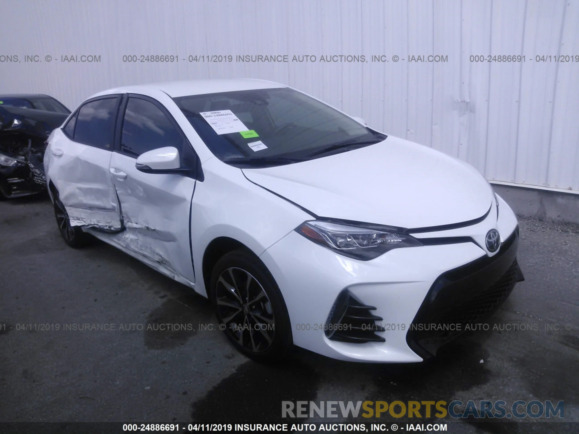 1 Photograph of a damaged car 5YFBURHE6KP942287 TOYOTA COROLLA 2019