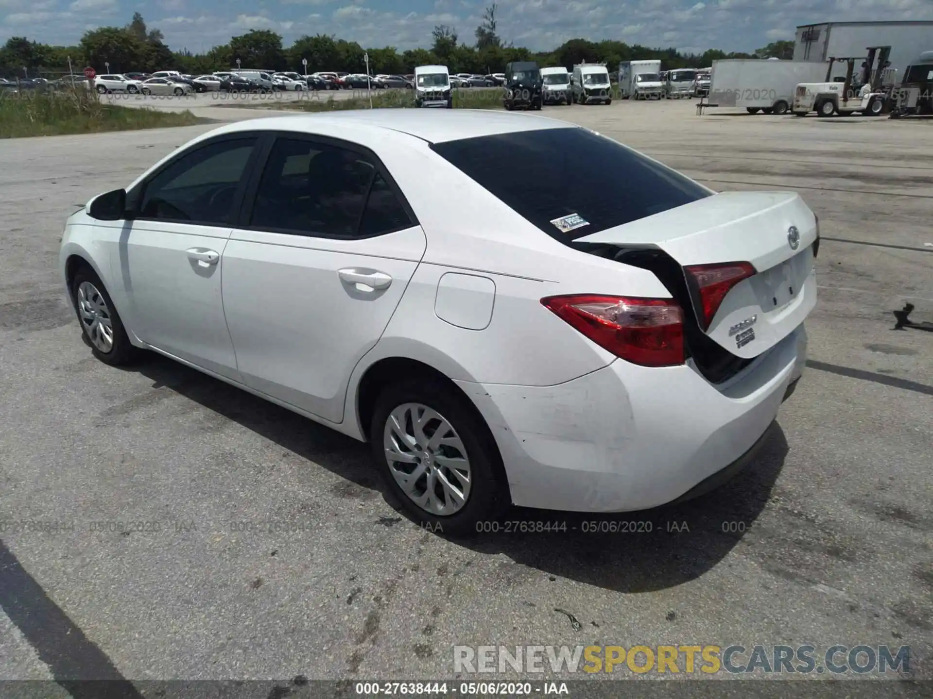 3 Photograph of a damaged car 5YFBURHE6KP942399 TOYOTA COROLLA 2019