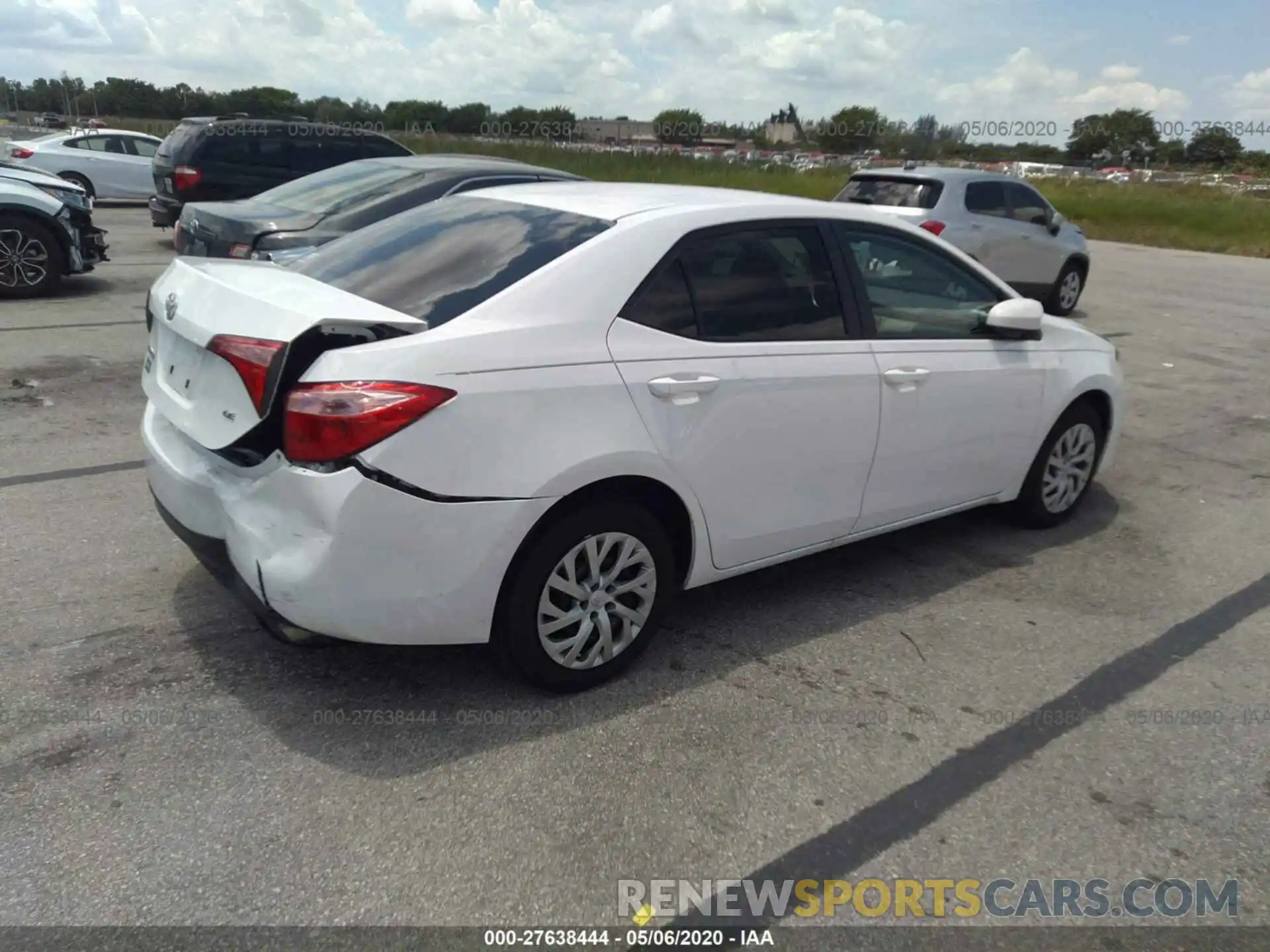 4 Photograph of a damaged car 5YFBURHE6KP942399 TOYOTA COROLLA 2019