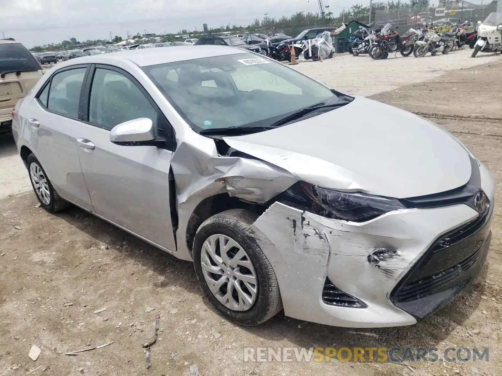 1 Photograph of a damaged car 5YFBURHE6KP942547 TOYOTA COROLLA 2019