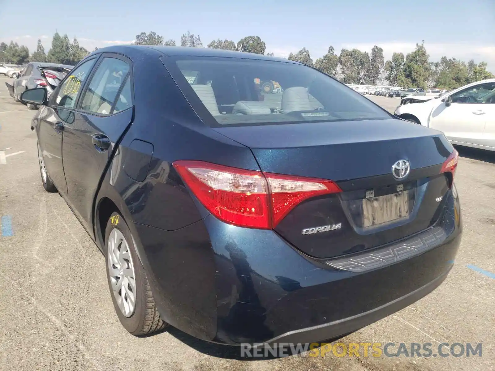 3 Photograph of a damaged car 5YFBURHE6KP943262 TOYOTA COROLLA 2019