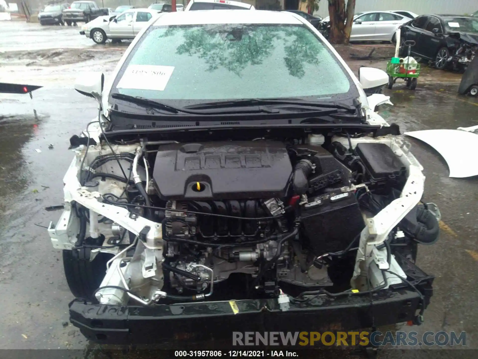 6 Photograph of a damaged car 5YFBURHE6KP945027 TOYOTA COROLLA 2019