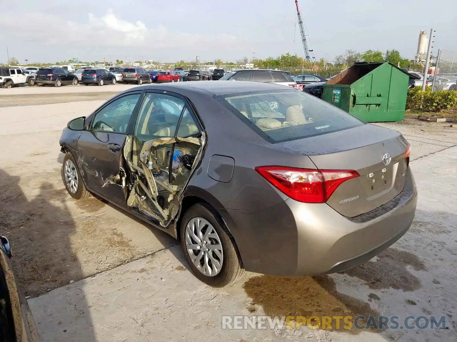 3 Photograph of a damaged car 5YFBURHE6KP946274 TOYOTA COROLLA 2019