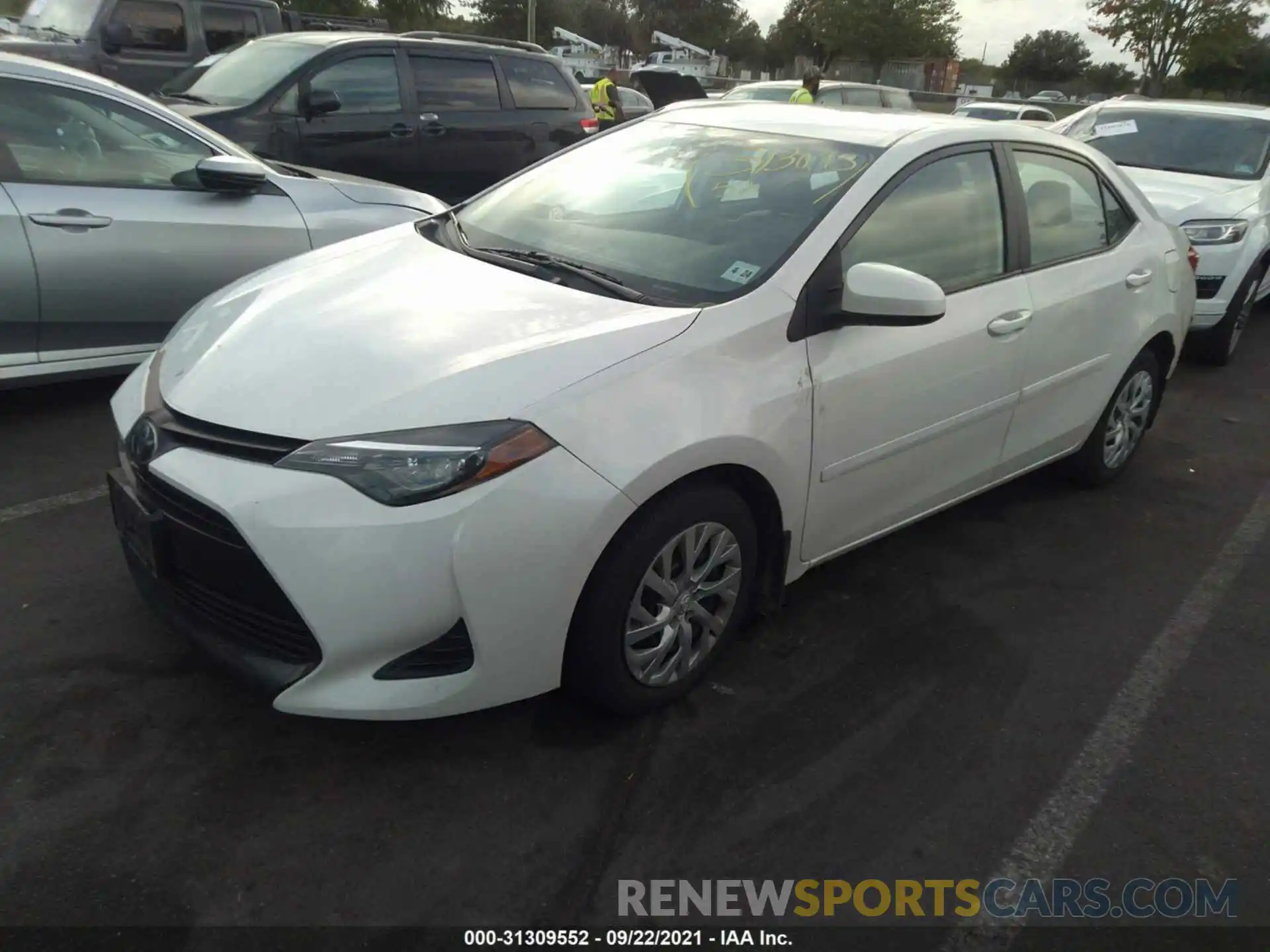 2 Photograph of a damaged car 5YFBURHE6KP946436 TOYOTA COROLLA 2019