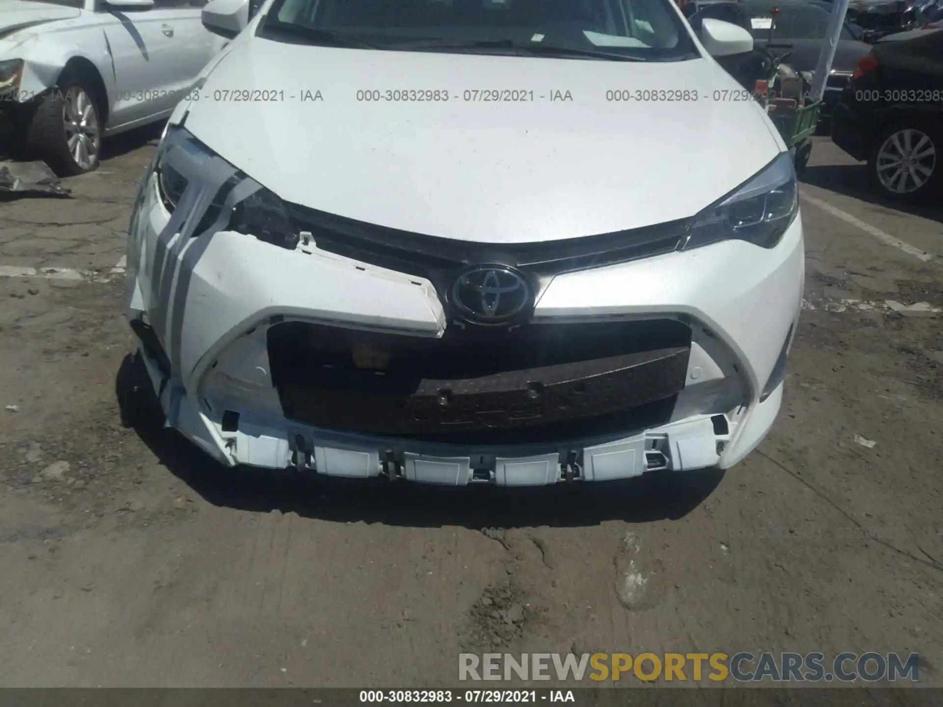 6 Photograph of a damaged car 5YFBURHE6KP947330 TOYOTA COROLLA 2019