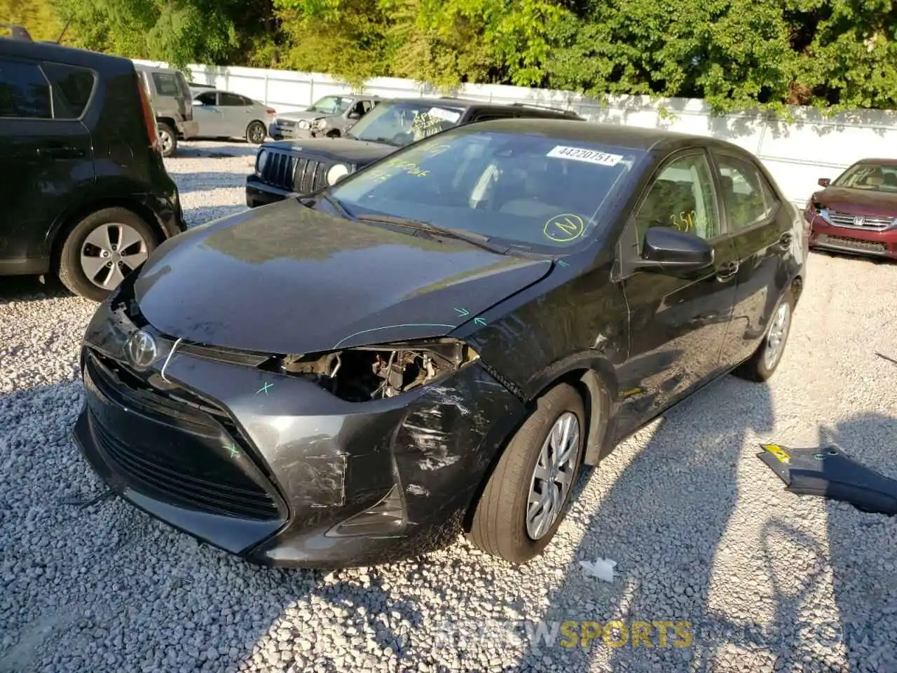 2 Photograph of a damaged car 5YFBURHE6KP948591 TOYOTA COROLLA 2019