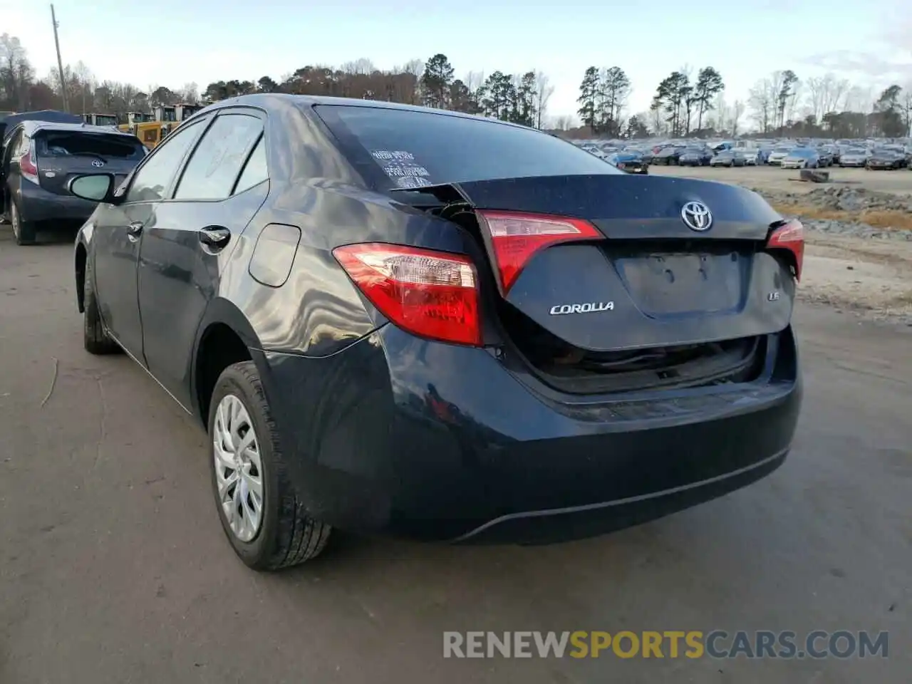 3 Photograph of a damaged car 5YFBURHE6KP948929 TOYOTA COROLLA 2019