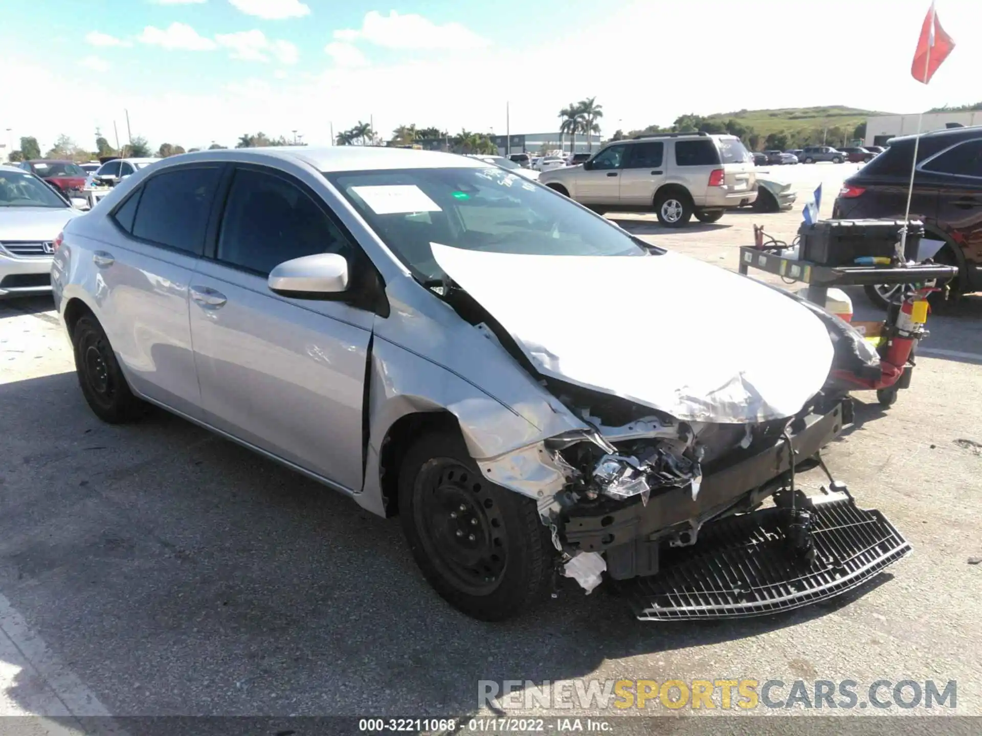 1 Photograph of a damaged car 5YFBURHE6KP949188 TOYOTA COROLLA 2019