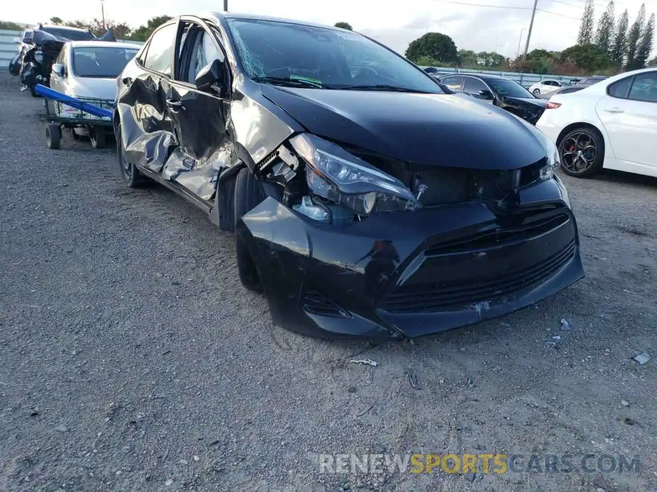 1 Photograph of a damaged car 5YFBURHE6KP949224 TOYOTA COROLLA 2019