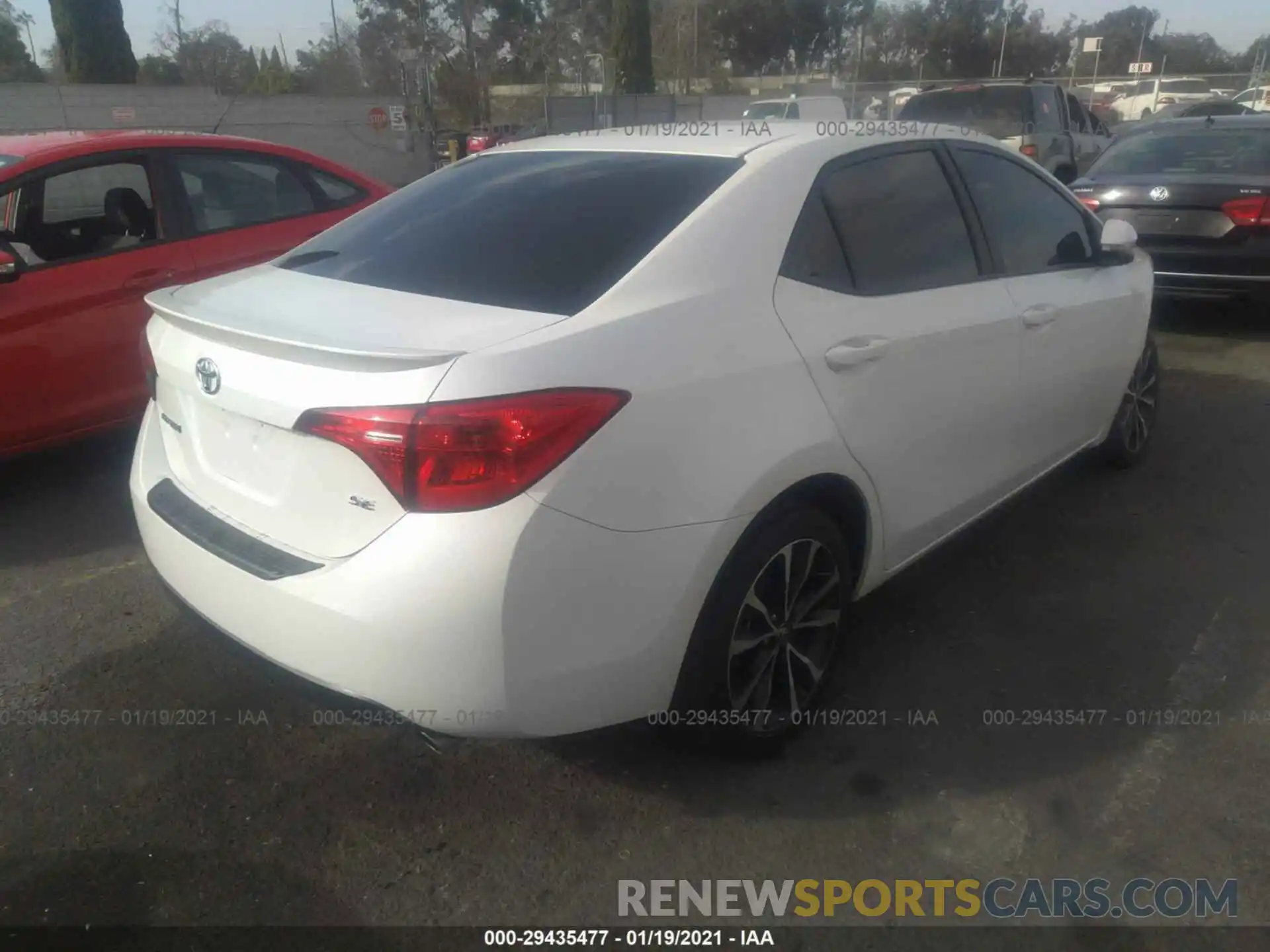 4 Photograph of a damaged car 5YFBURHE6KP949272 TOYOTA COROLLA 2019