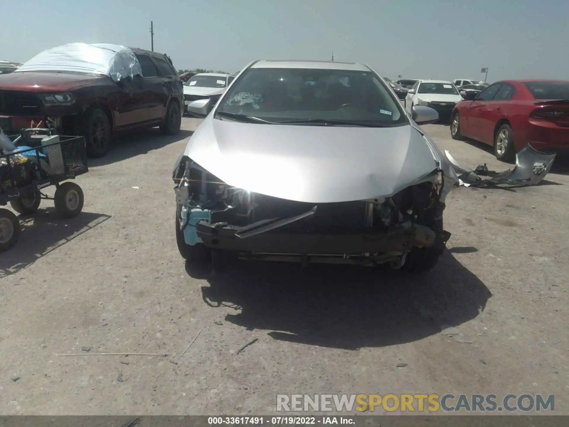 6 Photograph of a damaged car 5YFBURHE6KP949305 TOYOTA COROLLA 2019