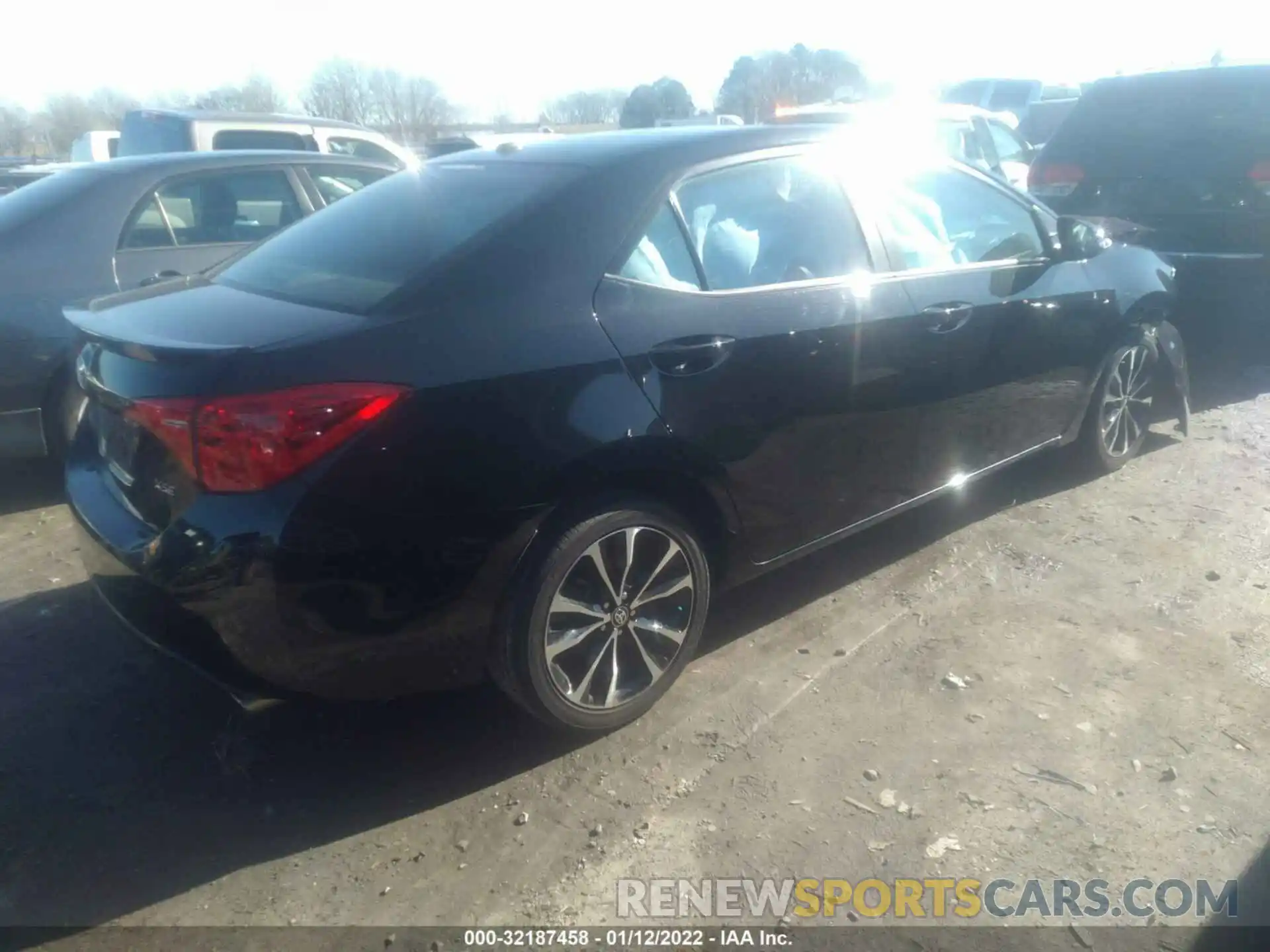 4 Photograph of a damaged car 5YFBURHE7KP856289 TOYOTA COROLLA 2019