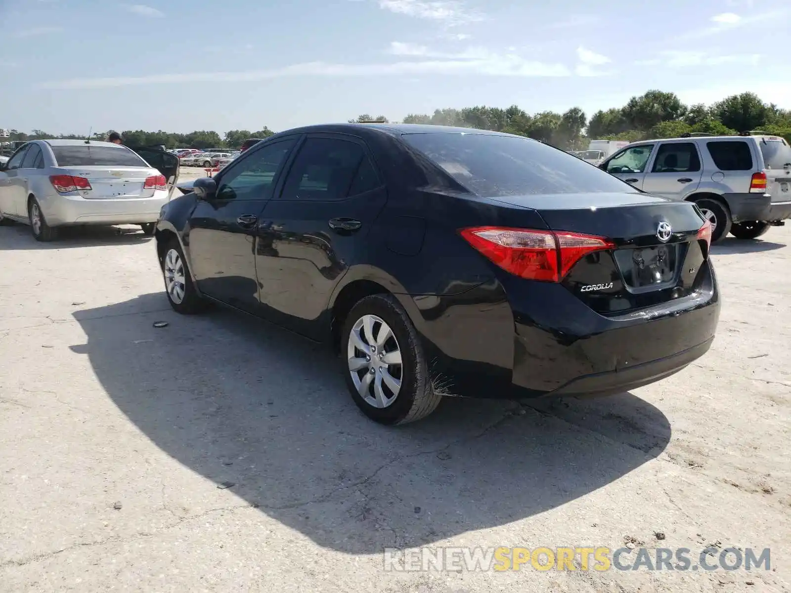 3 Photograph of a damaged car 5YFBURHE7KP856731 TOYOTA COROLLA 2019