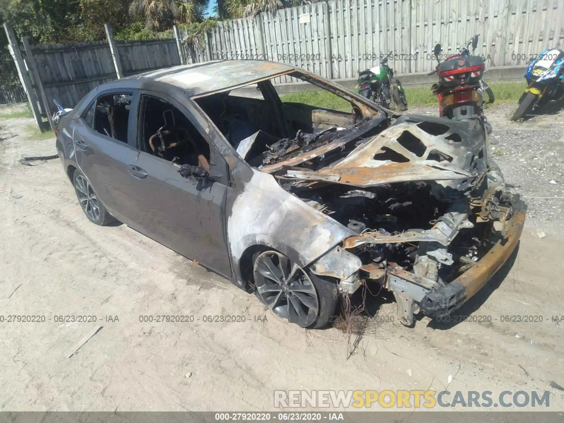 1 Photograph of a damaged car 5YFBURHE7KP856809 TOYOTA COROLLA 2019