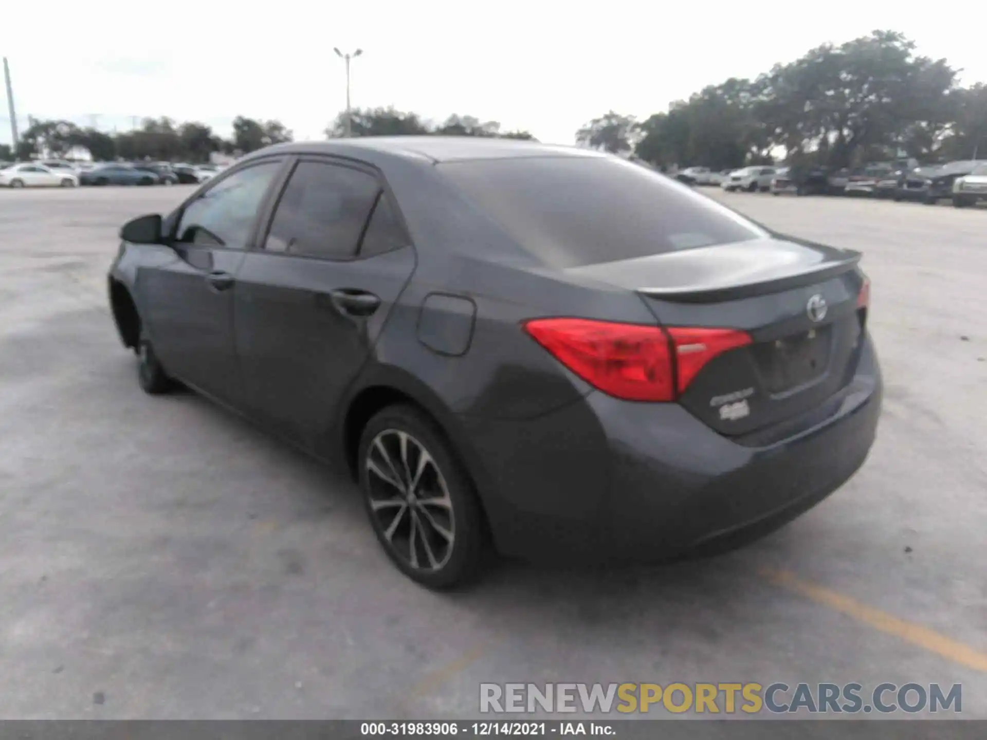 3 Photograph of a damaged car 5YFBURHE7KP857085 TOYOTA COROLLA 2019