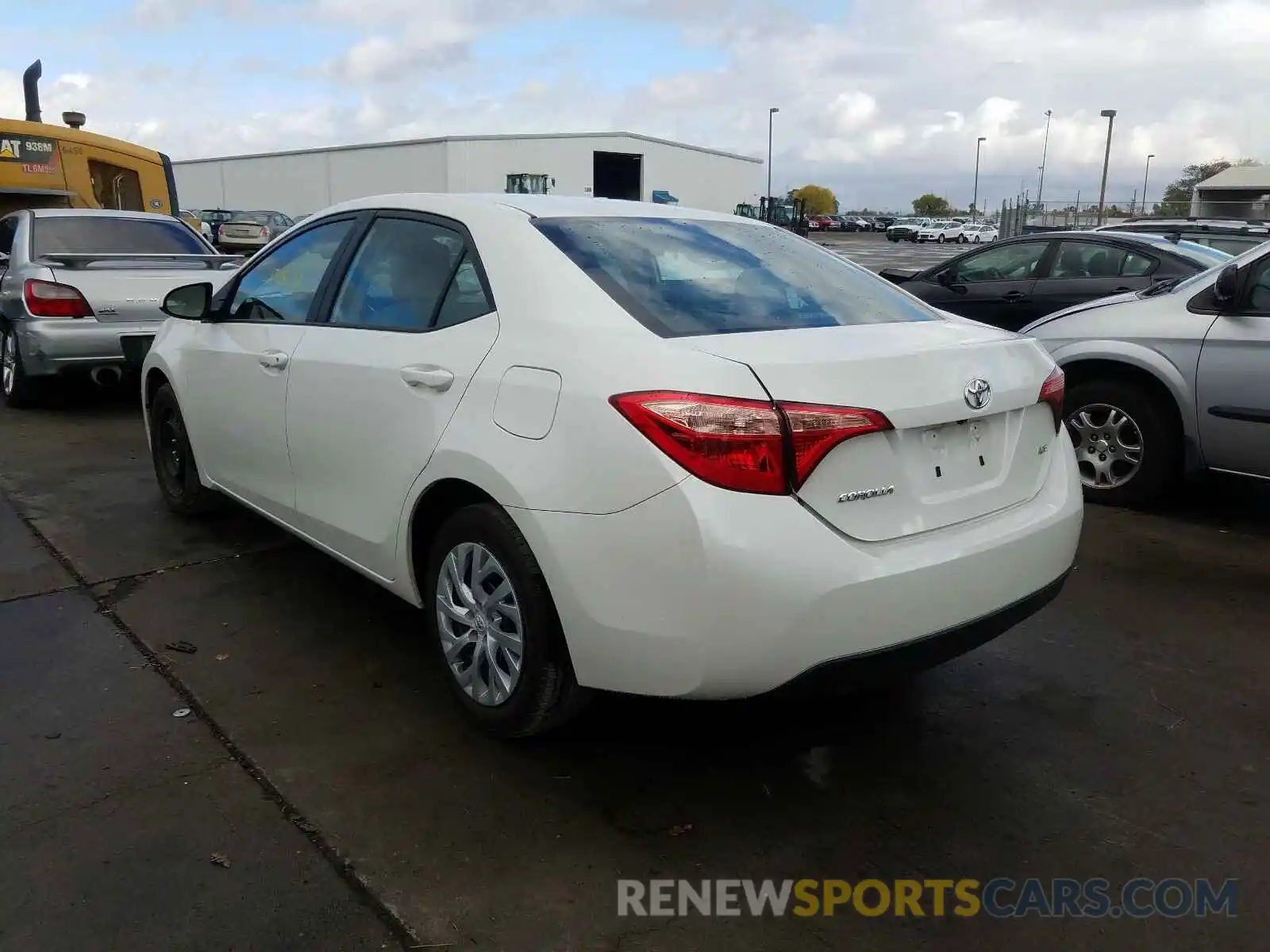 3 Photograph of a damaged car 5YFBURHE7KP859662 TOYOTA COROLLA 2019