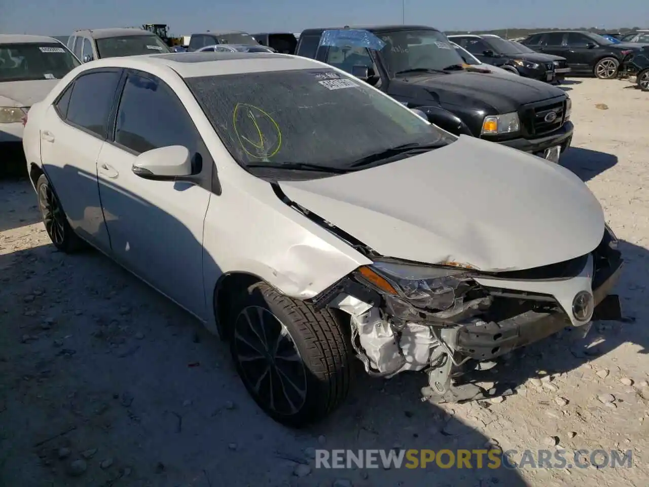 1 Photograph of a damaged car 5YFBURHE7KP859757 TOYOTA COROLLA 2019