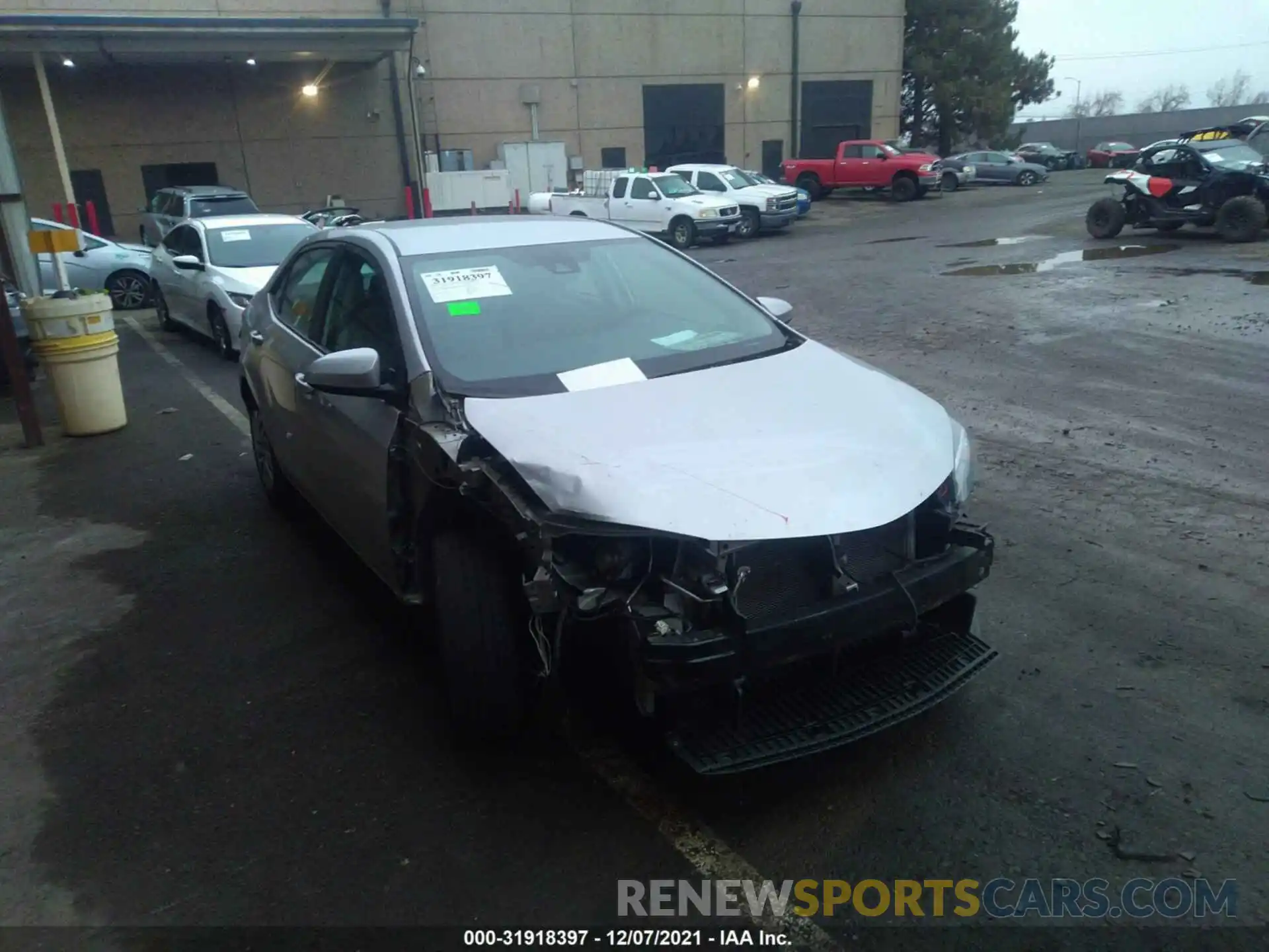 1 Photograph of a damaged car 5YFBURHE7KP860830 TOYOTA COROLLA 2019