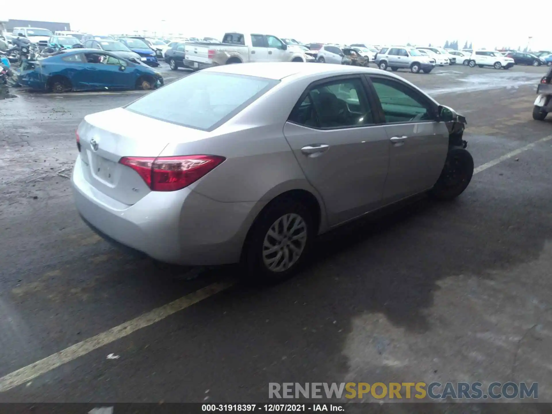 4 Photograph of a damaged car 5YFBURHE7KP860830 TOYOTA COROLLA 2019