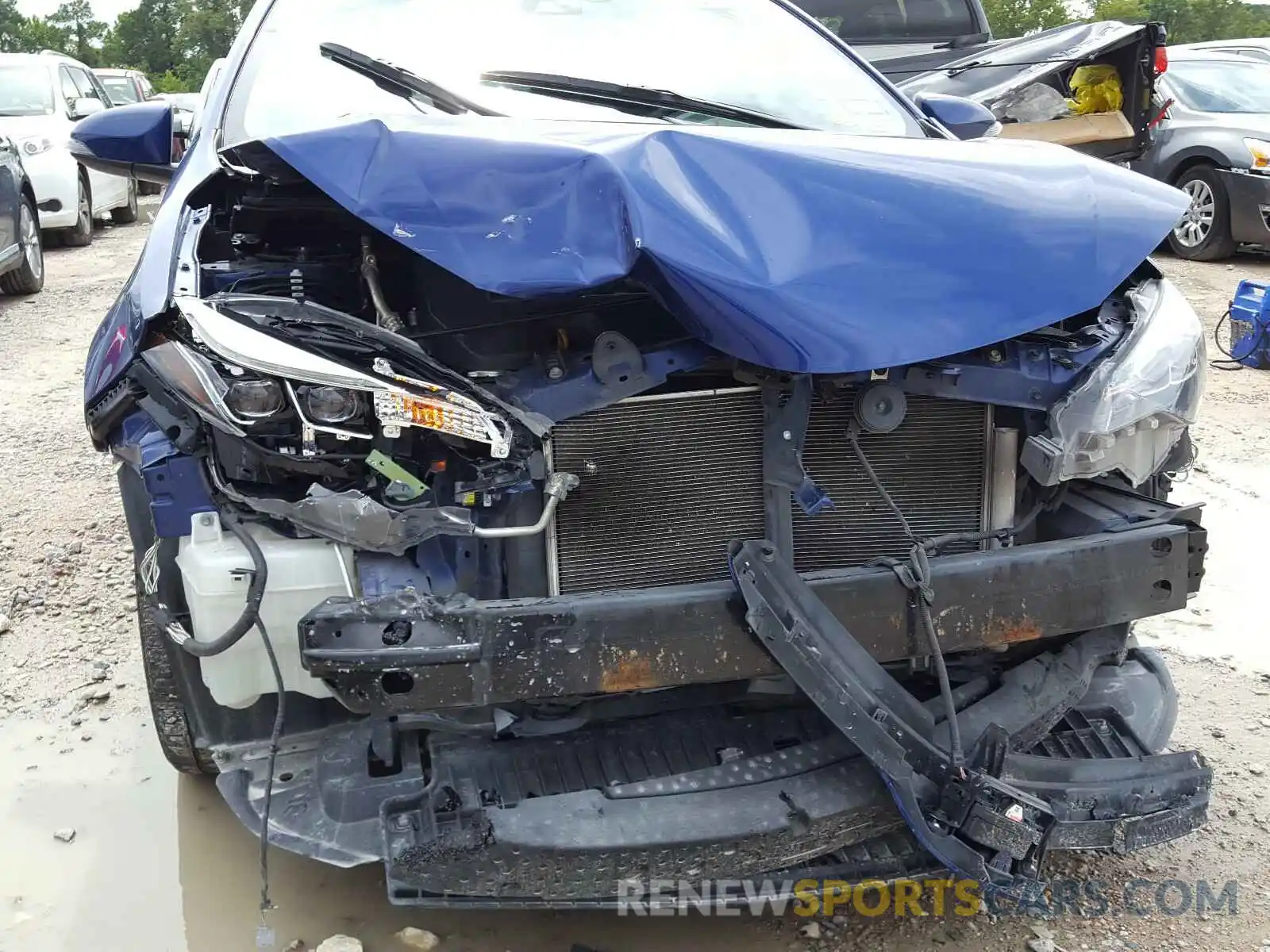 9 Photograph of a damaged car 5YFBURHE7KP862934 TOYOTA COROLLA 2019