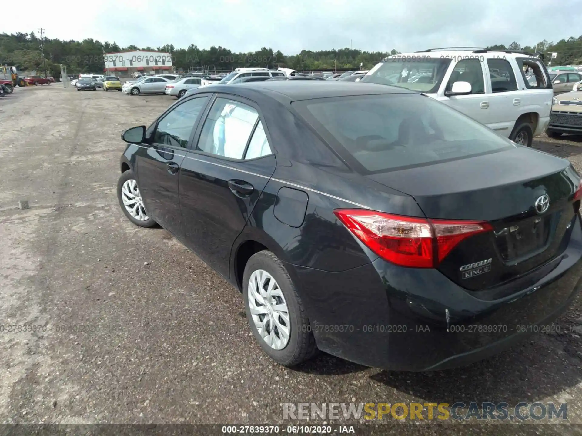 3 Photograph of a damaged car 5YFBURHE7KP863310 TOYOTA COROLLA 2019