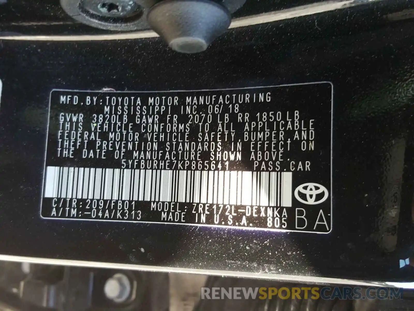 10 Photograph of a damaged car 5YFBURHE7KP865641 TOYOTA COROLLA 2019