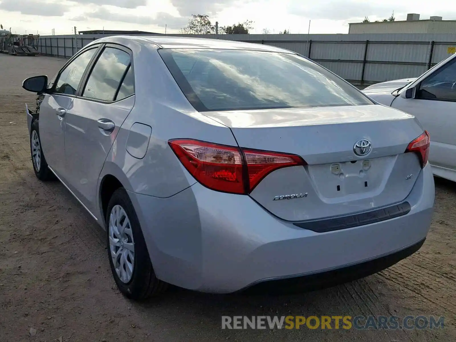 3 Photograph of a damaged car 5YFBURHE7KP866160 TOYOTA COROLLA 2019