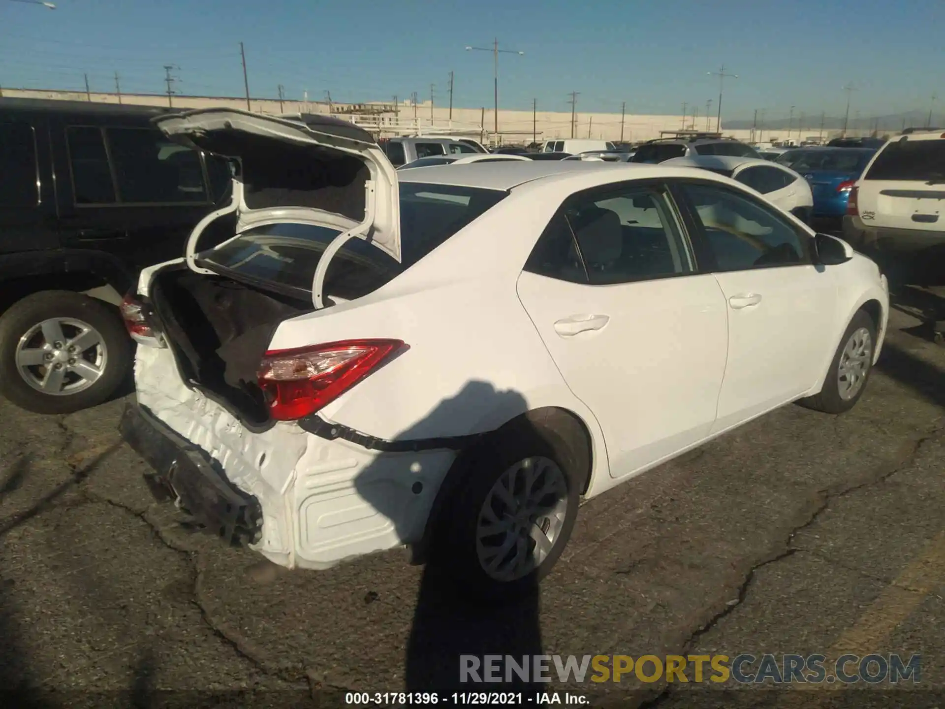 4 Photograph of a damaged car 5YFBURHE7KP866613 TOYOTA COROLLA 2019