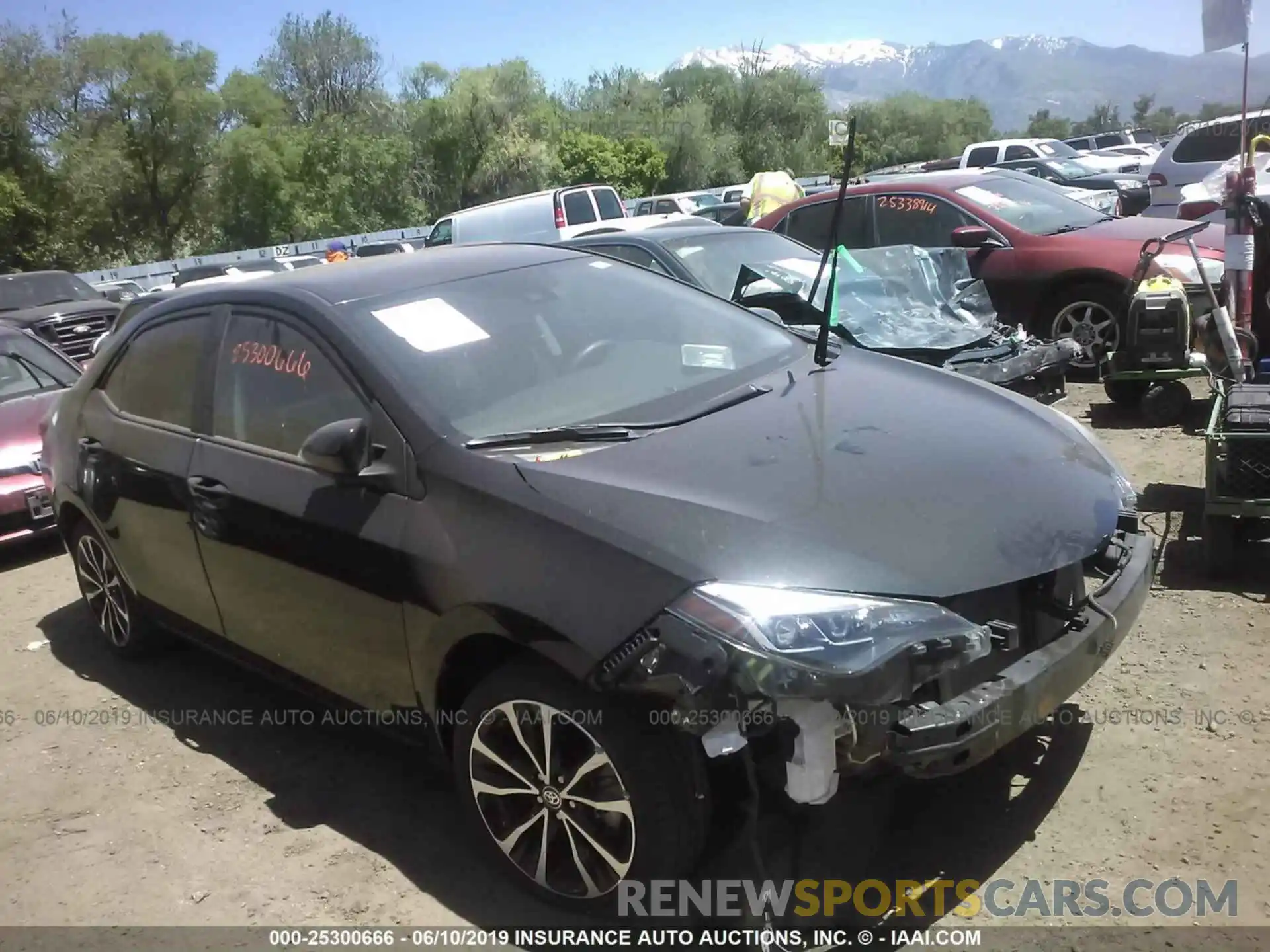 1 Photograph of a damaged car 5YFBURHE7KP866904 TOYOTA COROLLA 2019