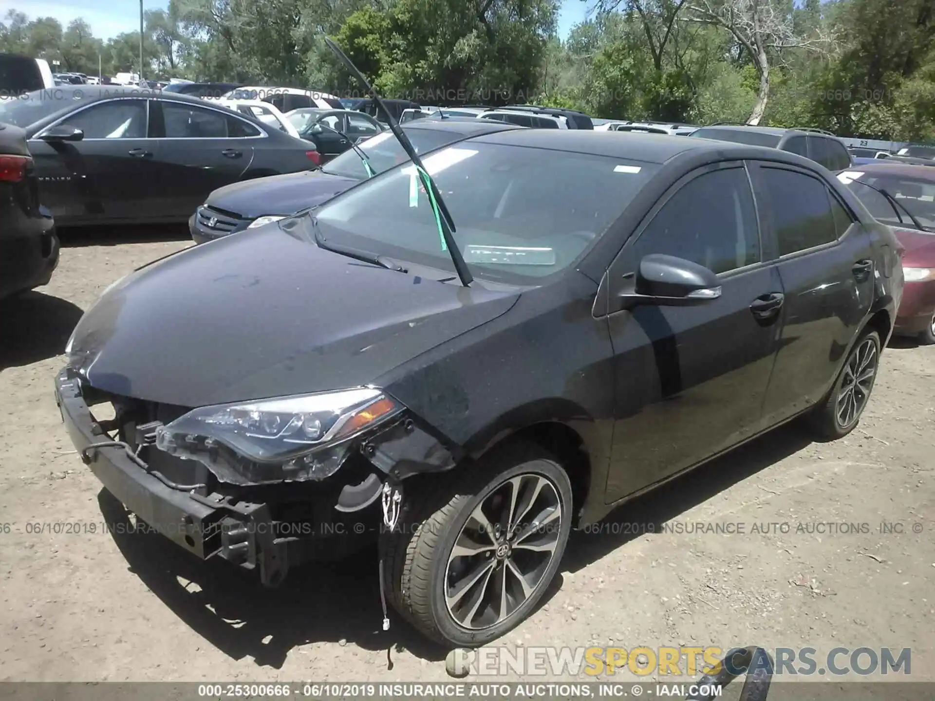 2 Photograph of a damaged car 5YFBURHE7KP866904 TOYOTA COROLLA 2019