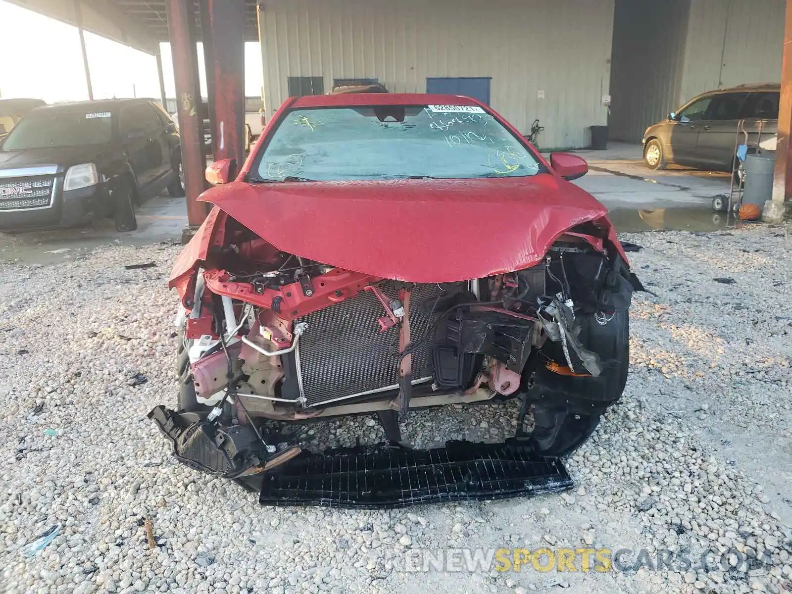 9 Photograph of a damaged car 5YFBURHE7KP868930 TOYOTA COROLLA 2019